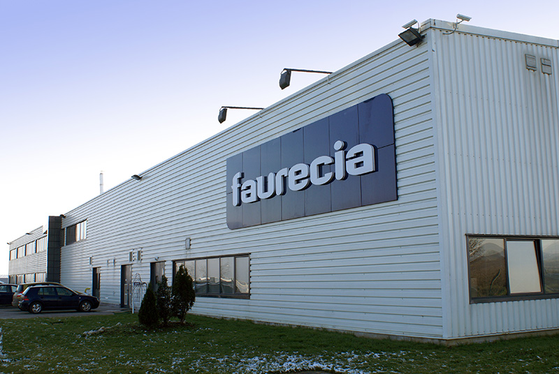 Faurecia investe mais de 6 milhões em centro logístico em Santa Maria da Feira