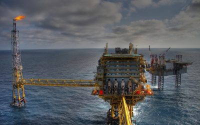 Em Angola metade dos combustíveis está armazenada no mar