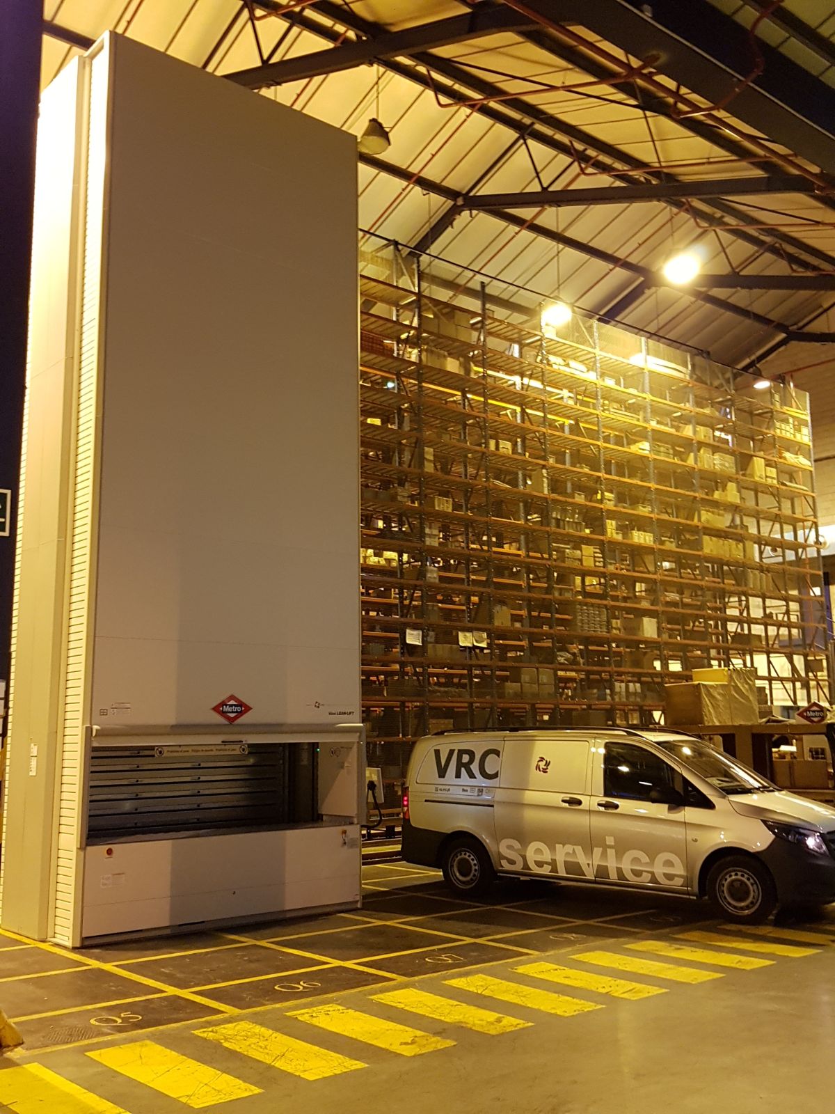 Metro Madrid instala armazém com a VRC