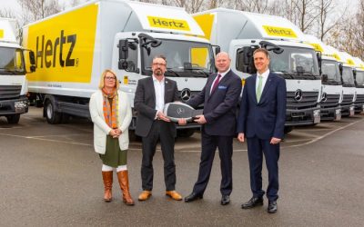 Hertz adquire 542 camiões Mercedes-Benz Atego