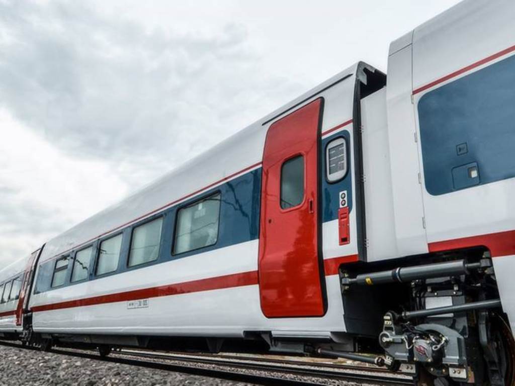 Deutsche Bahn adquire até 100 comboios à empresa espanhola Talgo