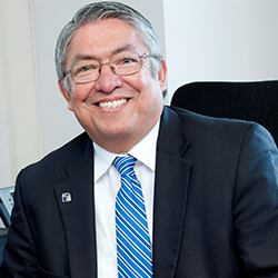 Luis Solís