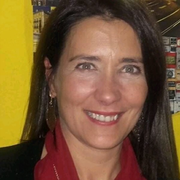 Carla Ana Santos