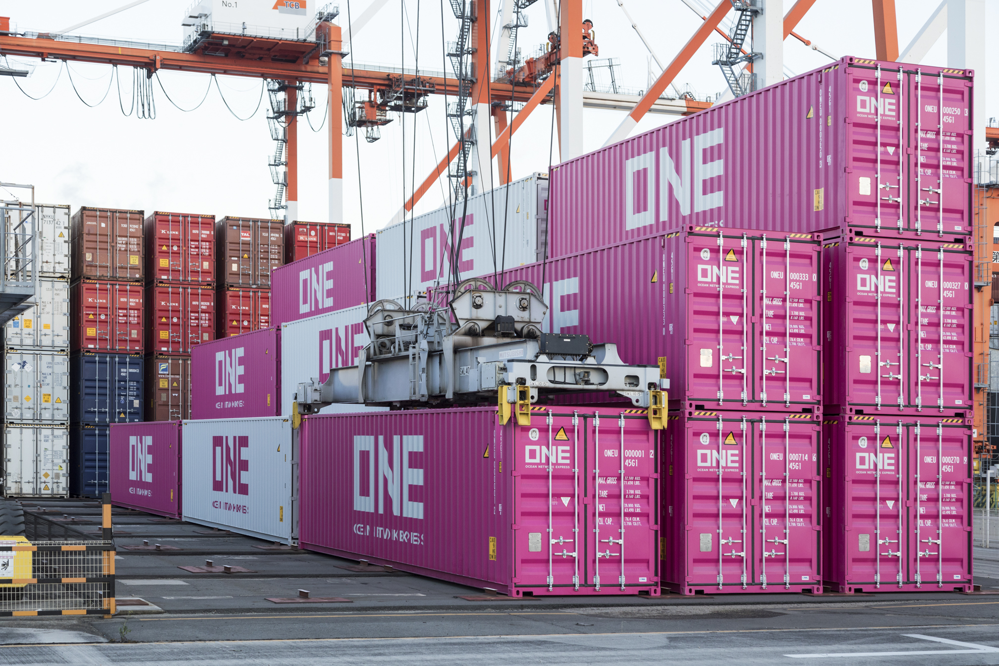 ONE cresce 30% em 12 meses de actividade