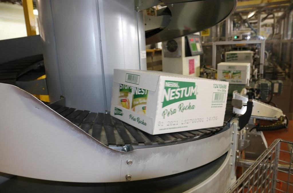 Nestlé compra 40 toneladas de pêra rocha para Nestum