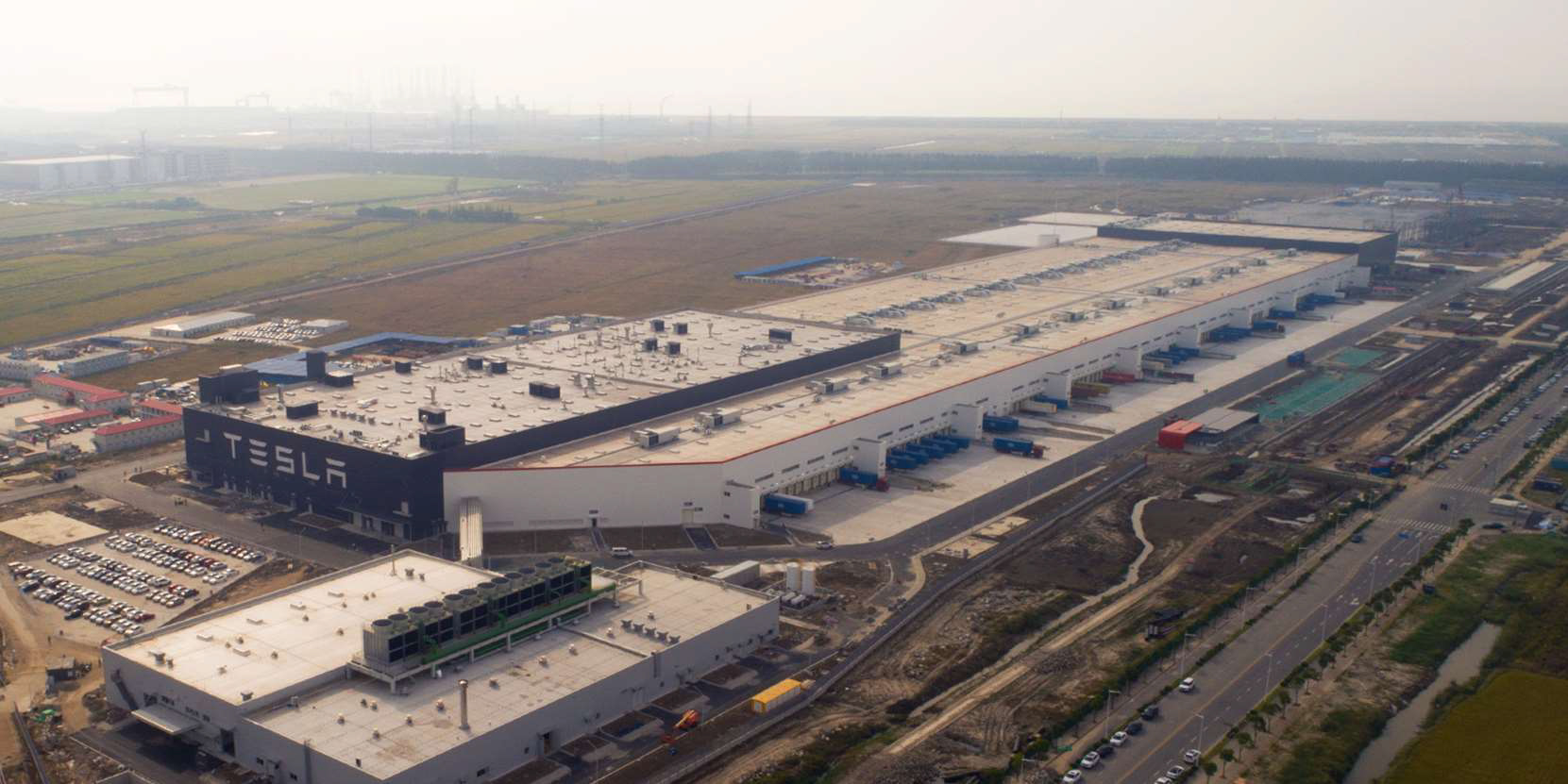 Tesla estabelece parceria para fornecimento de baterias na China