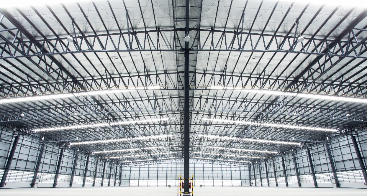 Balanço do sector industrial e logístico de norte a sul de Portugal
