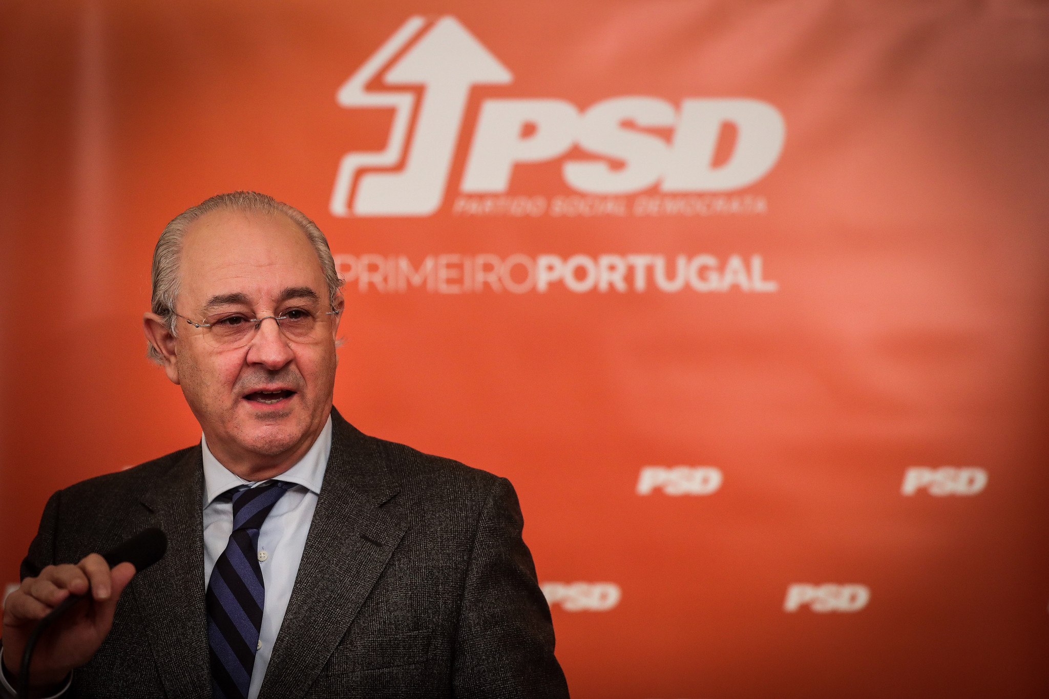 PSD propõe investir 6.700 milhões de euros de fundos europeus nas infra-estruturas