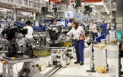 Falta de peças de fornecedor esloveno suspende produção da Autoeuropa