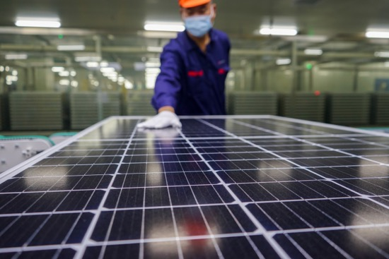 Suntech poupa 1,3 milhões de euros na área de compras