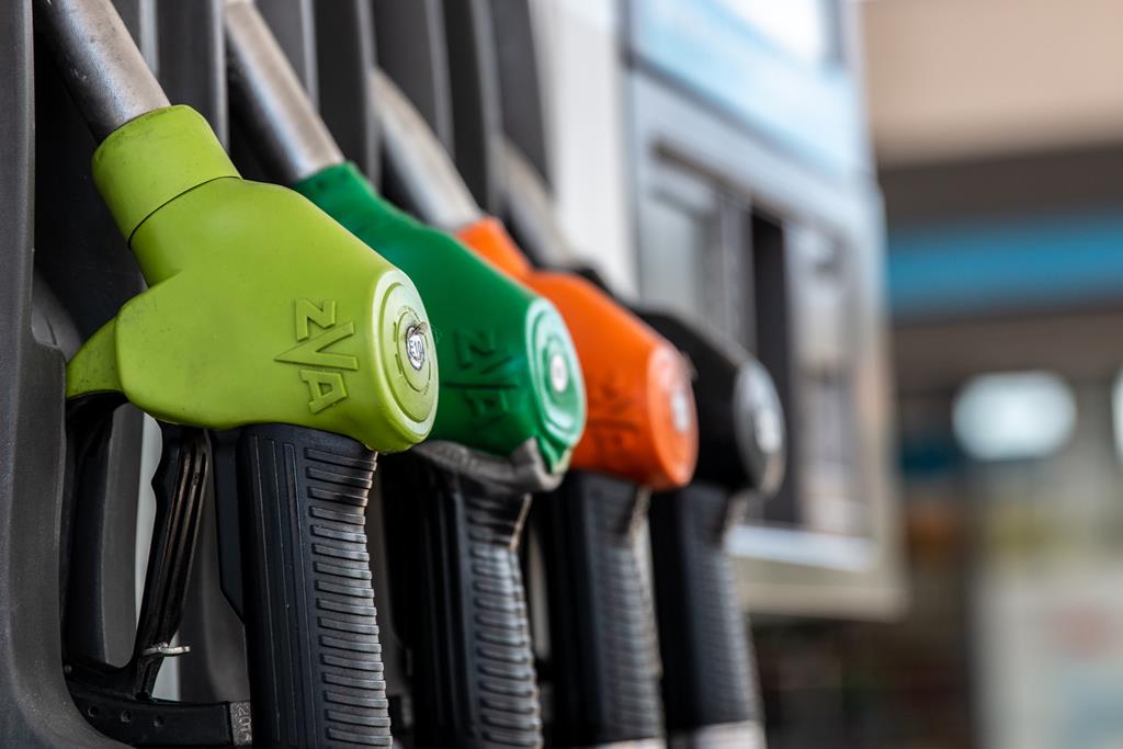 Pressão sobre o gasóleo ameaça agravar custos de transporte na Europa
