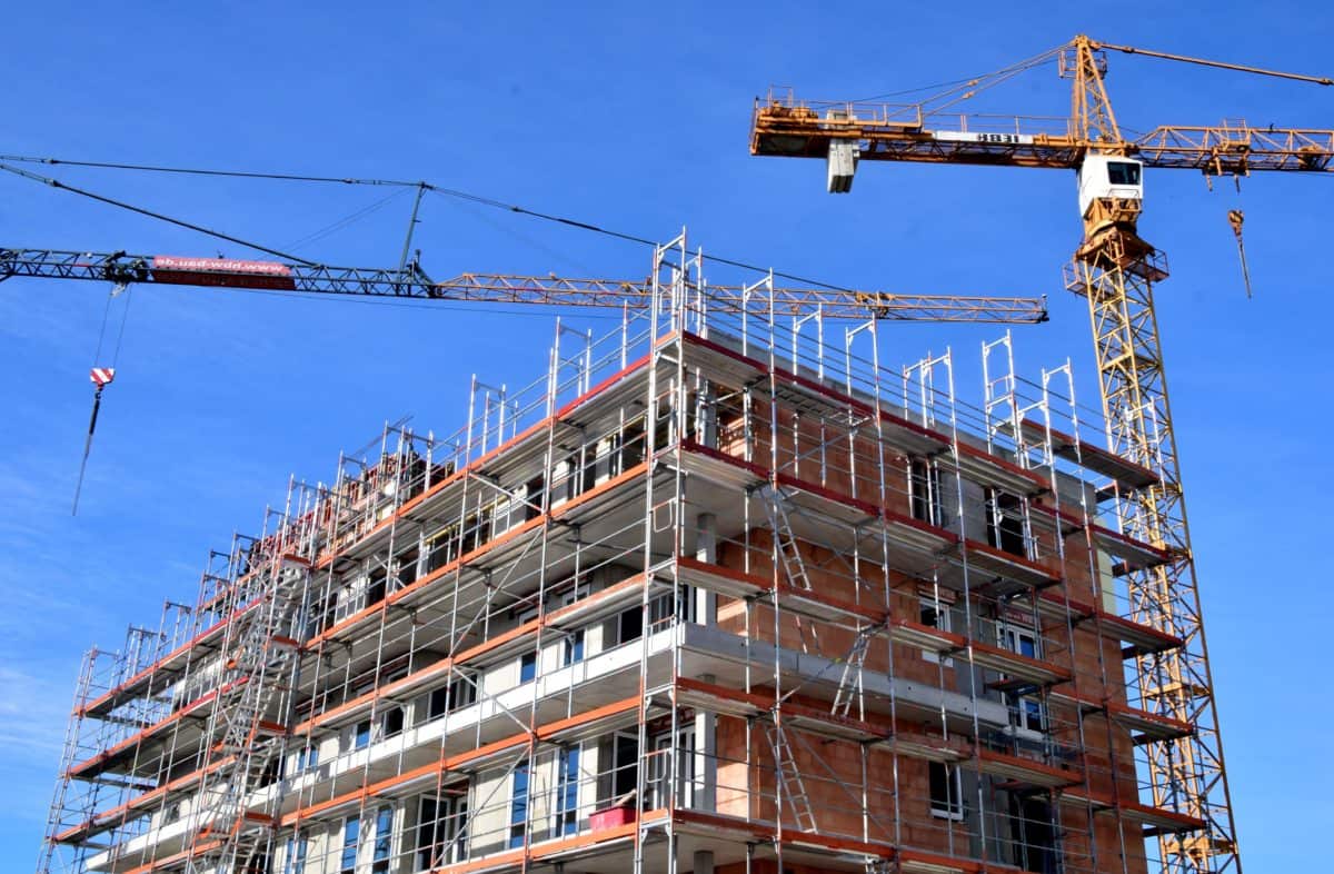Setor da construção com dificuldades em reajustar preços contratualizados