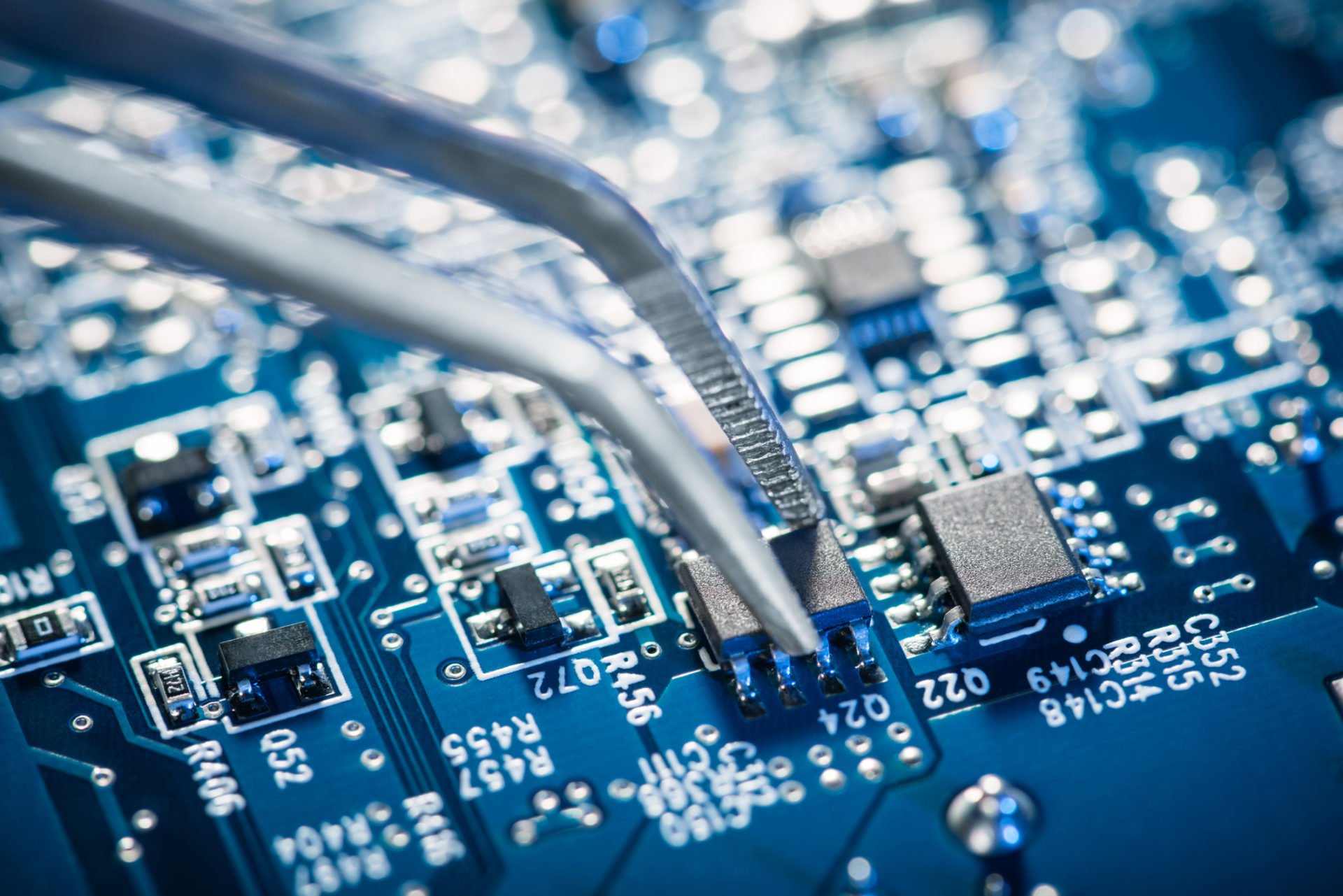 UE quer garantir abastecimento de semicondutores na Europa