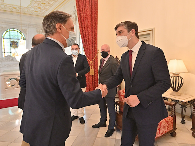 Leixões pisca o olho à ZALDESA