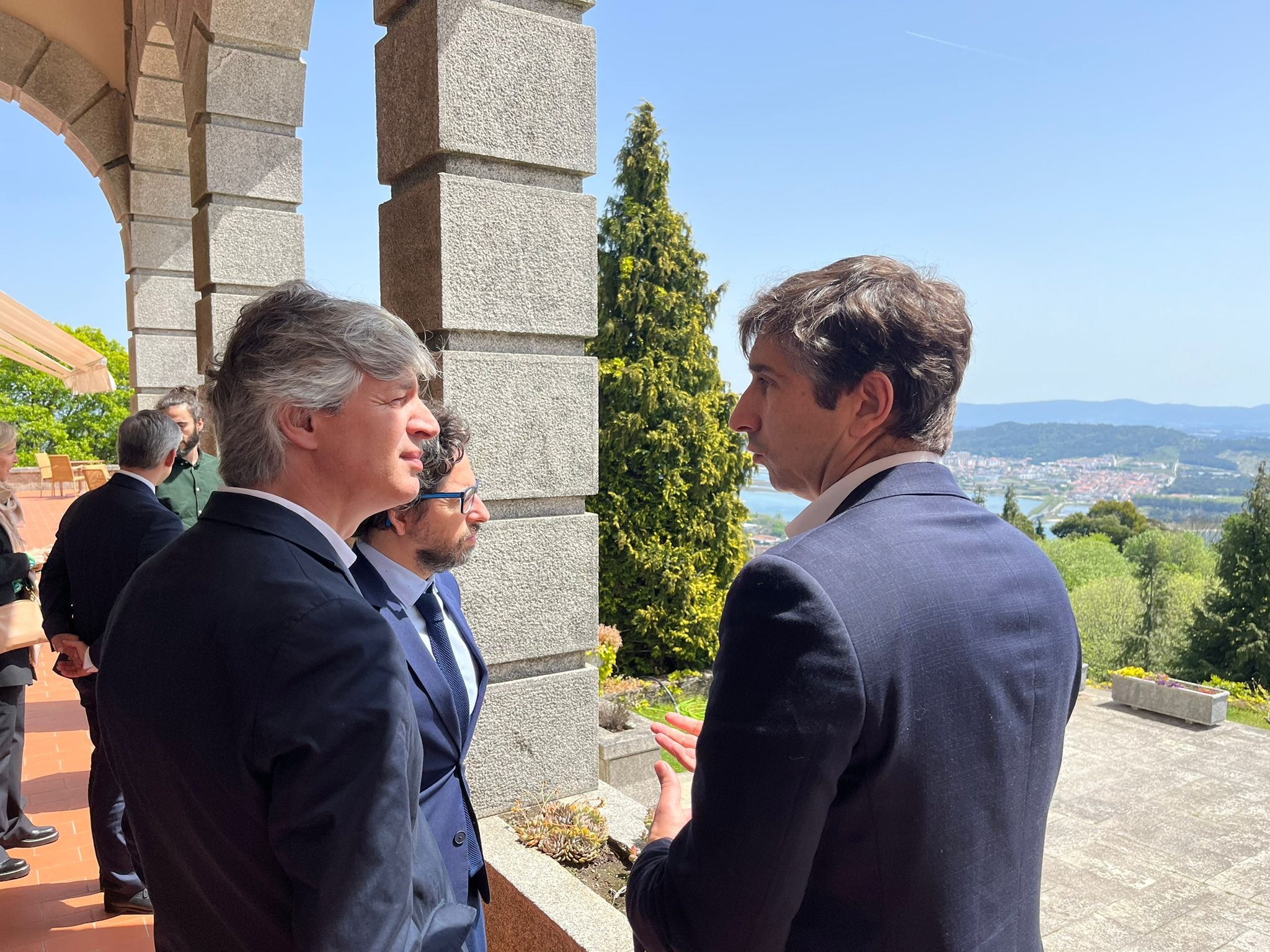 Secretário de Estado das infraestruturas visita Porto de Viana do Castelo
