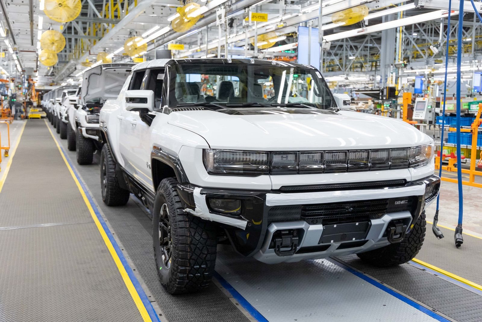 GM reformula estratégia de fornecedores para veículos elétricos