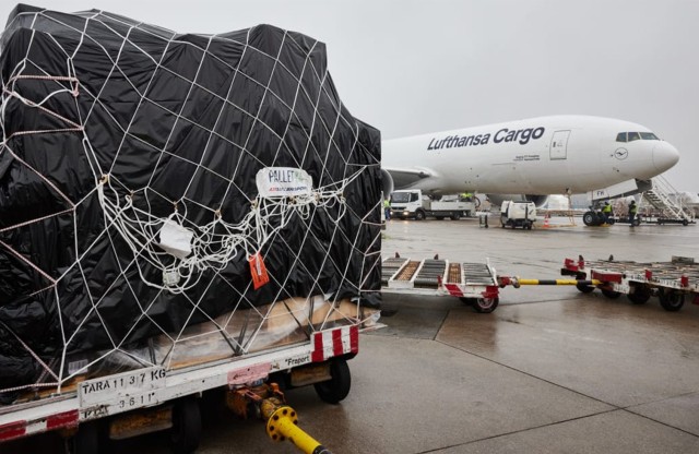 Lufthansa Cargo inova nas redes de transporte para paletes de carga
