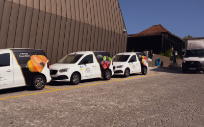 Mercedes-Benz escolhida para renovar frota da Mercadinhos Adriano