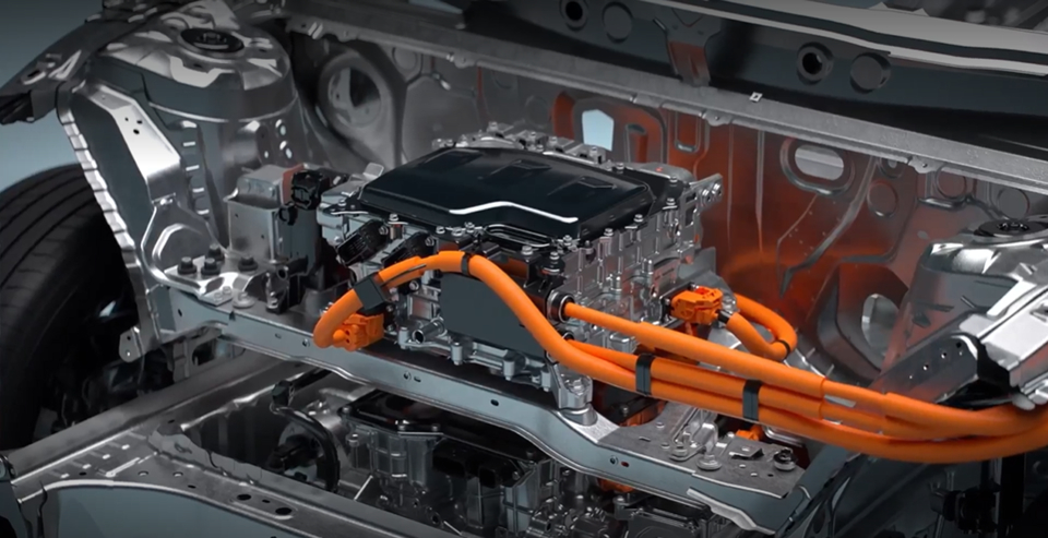 toyoya-ev-battery1-install1