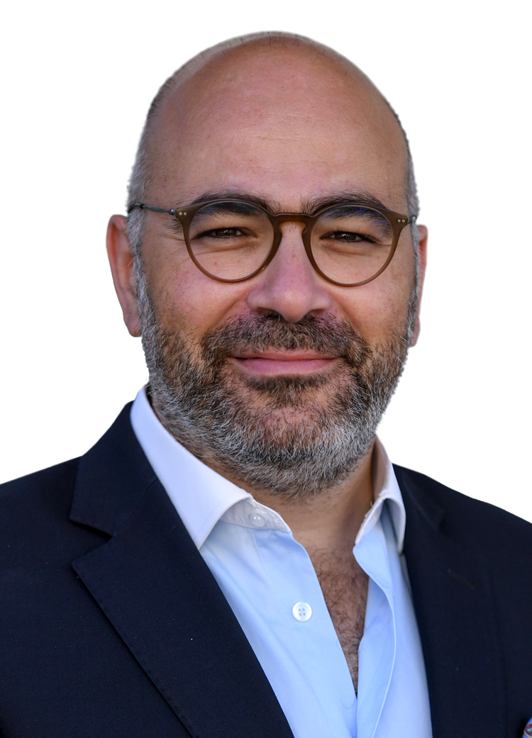 Miguel Pinto Luz fica com a pasta das Infraestruturas e Habitação