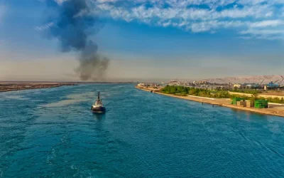 Autoridade do Canal do Suez afirma que Egito está a estudar expansões do canal