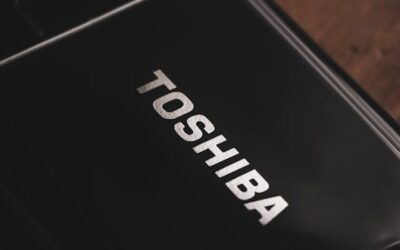 Como a Toshiba está a ajudar os seus fornecedores a serem neutros em carbono