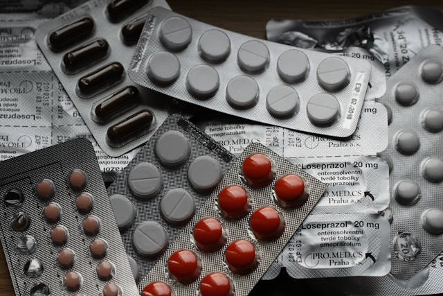 Divulgadas medidas para garantir a segurança do abastecimento de medicamentos na UE