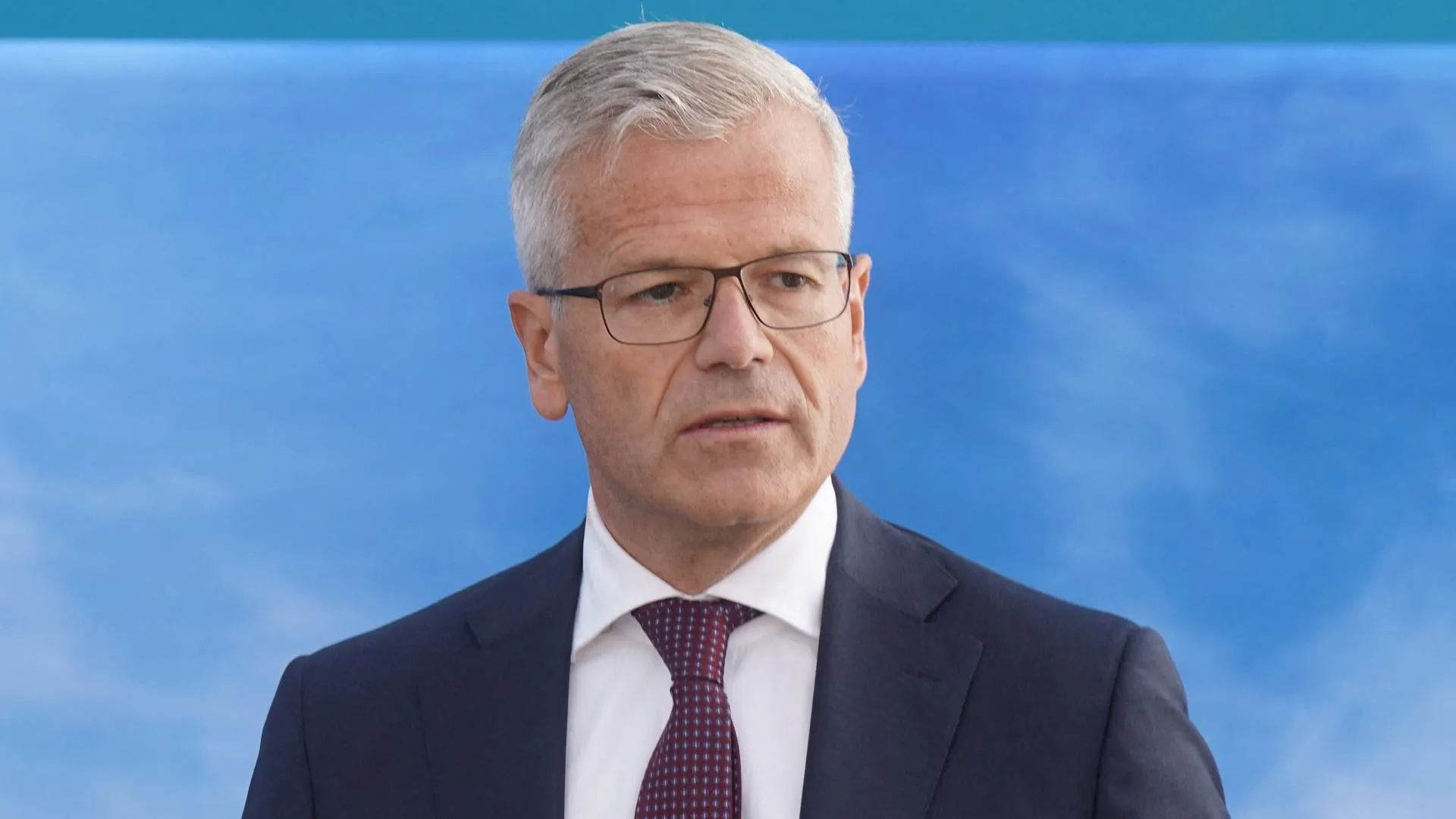 Maersk fora da corrida pela DB Schenker