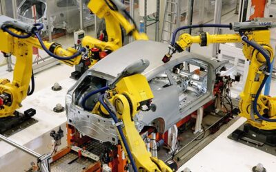 Trump impõe tarifas de 25% sobre importação de automóveis e intensifica “guerra comercial”