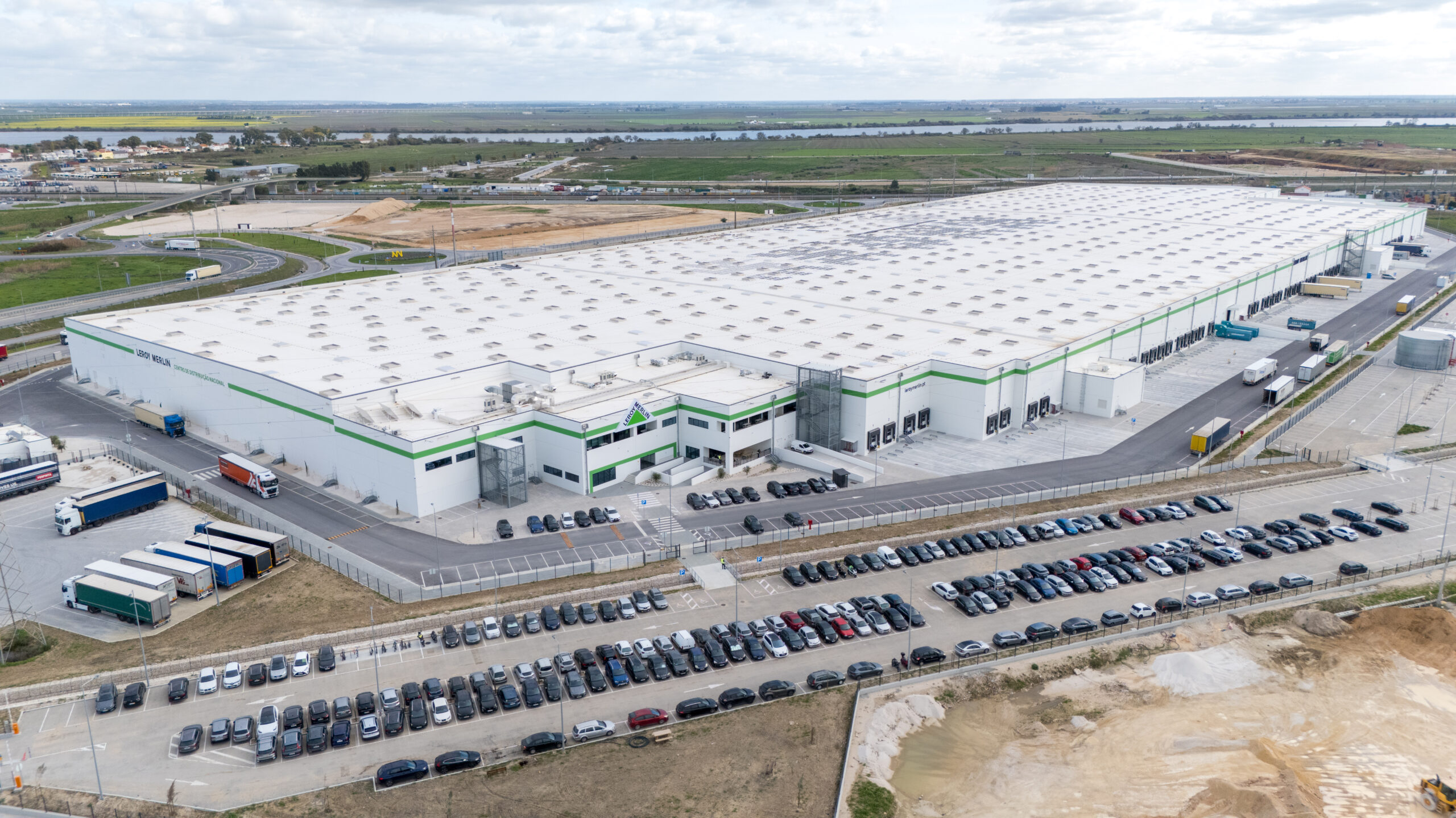 Leroy Merlin inaugurou o maior Centro de Distribuição Nacional do país