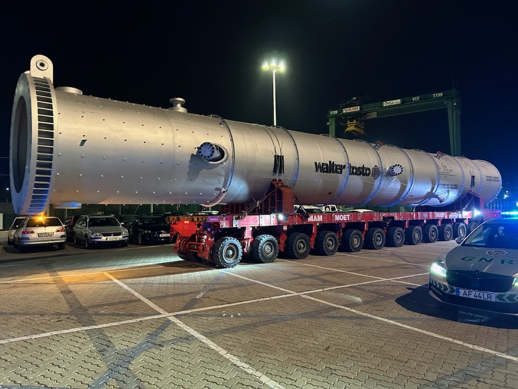 Porto de Sines recebe três reatores de produção de biocombustíveis avançados