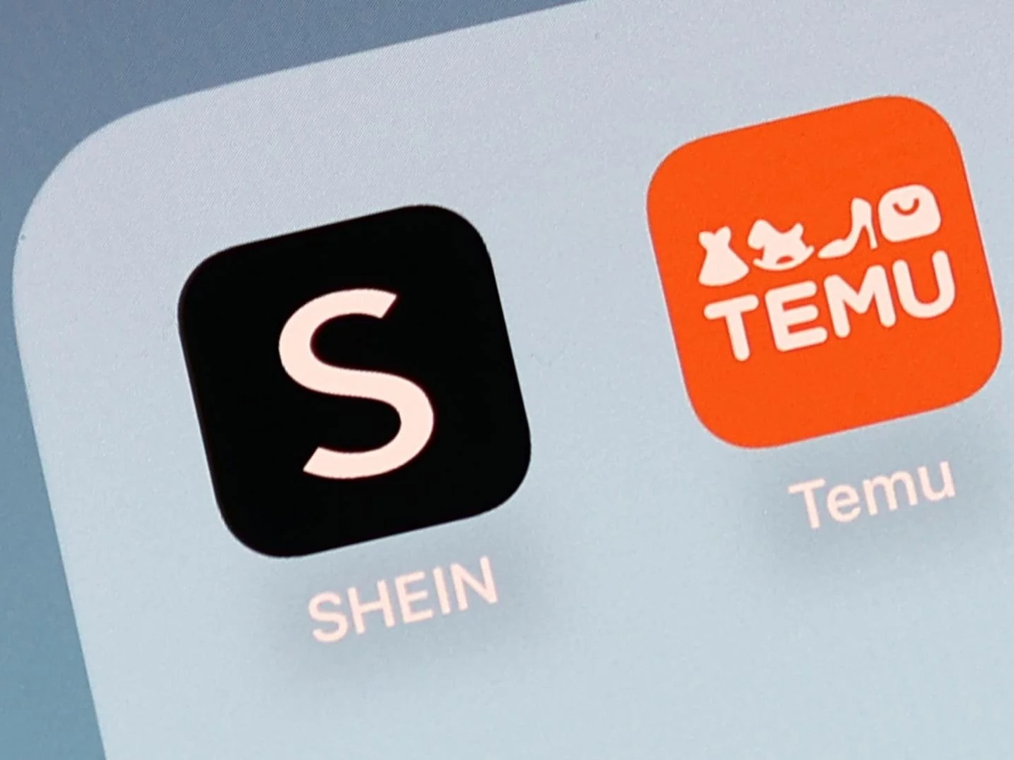 Shein e Temu reagem a tarifas com deslocalização de fornecedores