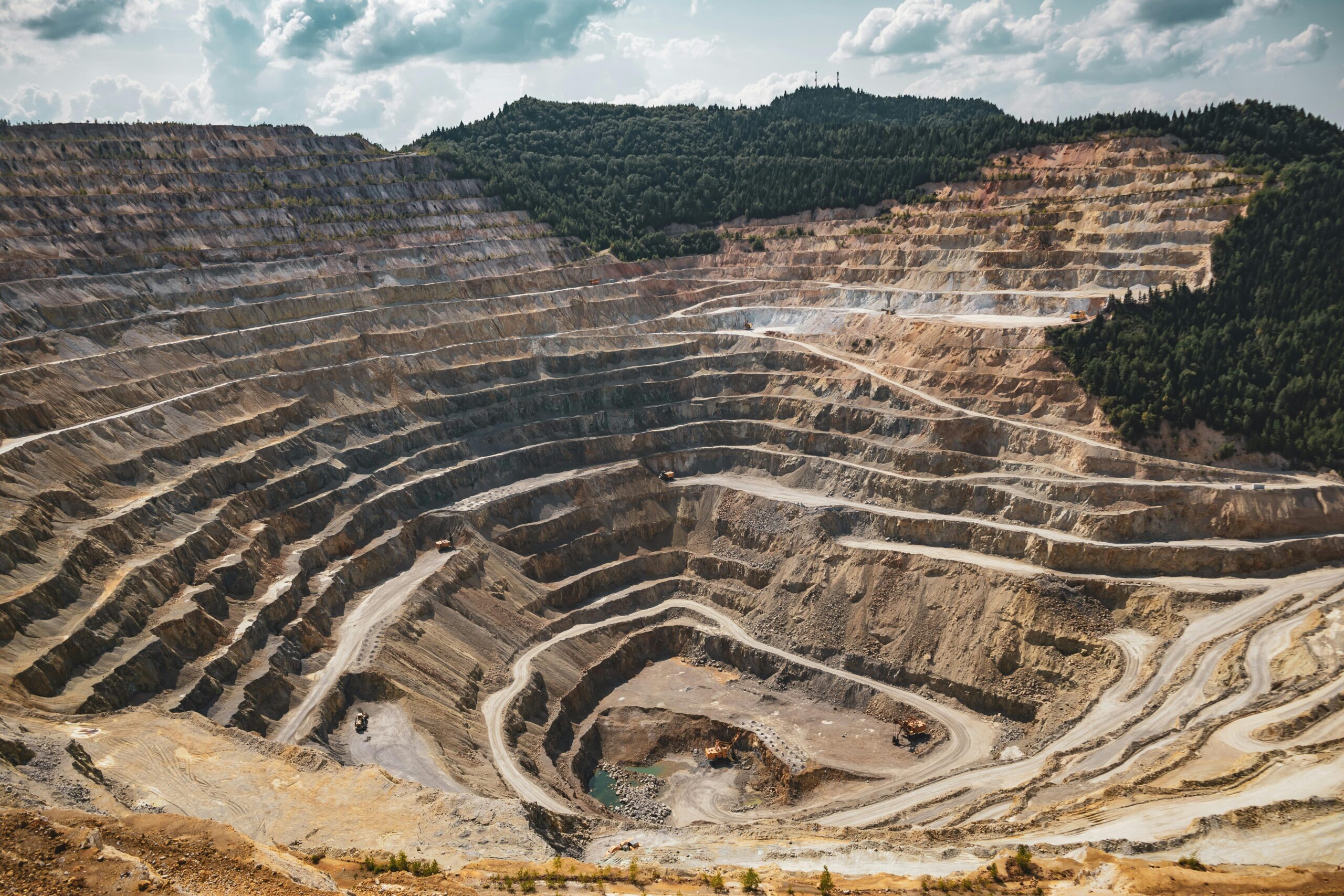 Realinhamento geopolítico pode interromper até 30% do comércio global de minerais