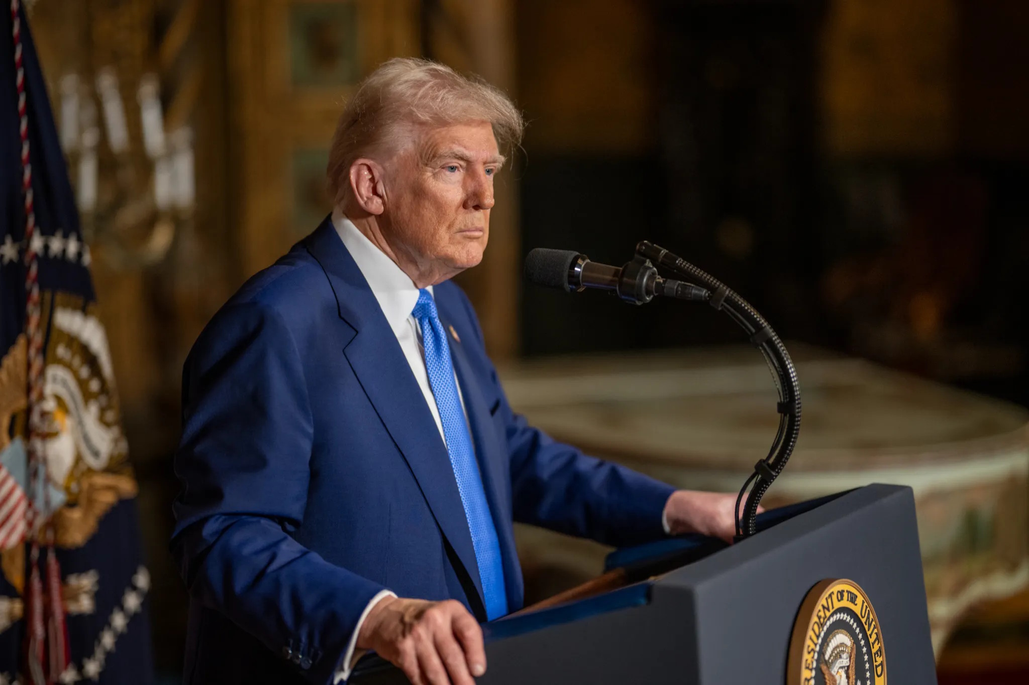 Tribunal do Comércio dos EUA considera tarifas de Trump ilegais e bloqueia-as