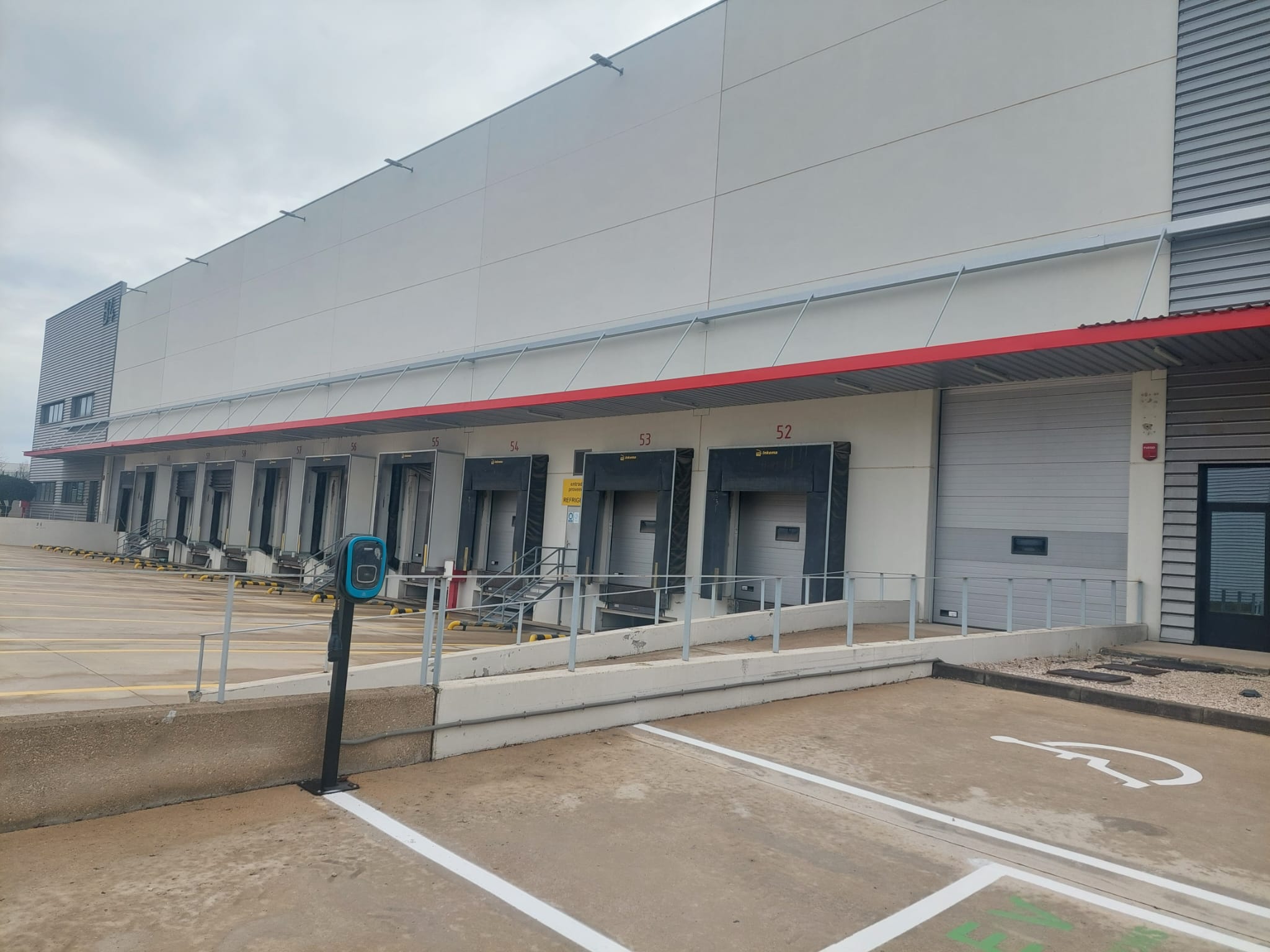 LOGIFRIO reforça presença em Madrid com nova plataforma em Torrejón de Ardoz