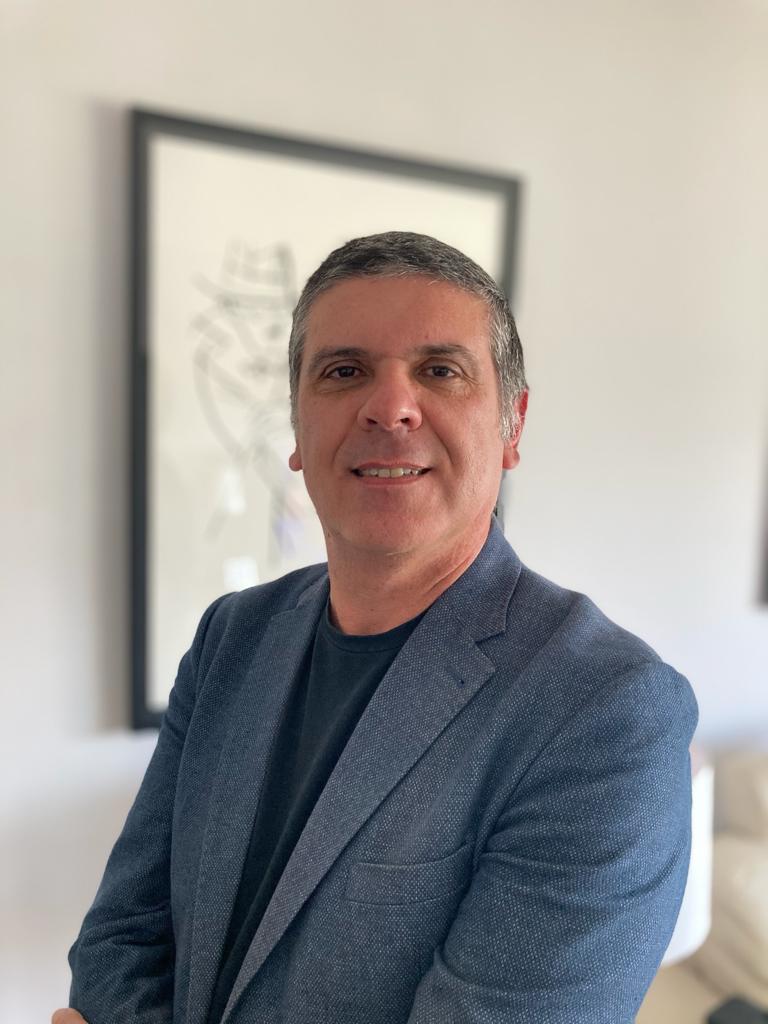 Um ano de parceria entre a Arvist.ai e a Izzdone Consulting com balanço positivo