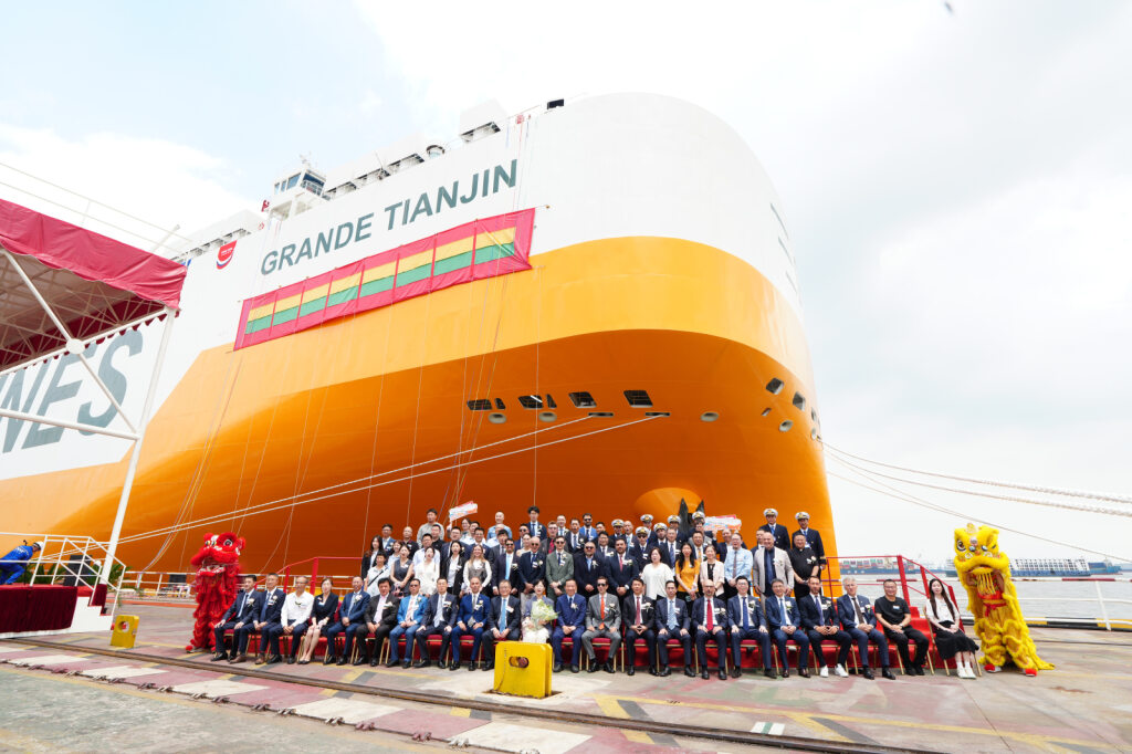 Grimaldi reforça frota com segundo navio “ammonia-ready” para transporte de veículos