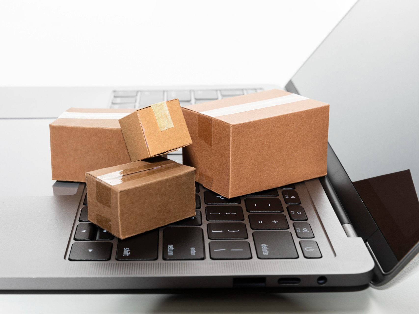 E-commerce: devoluções implicam mais 20% de espaço logístico