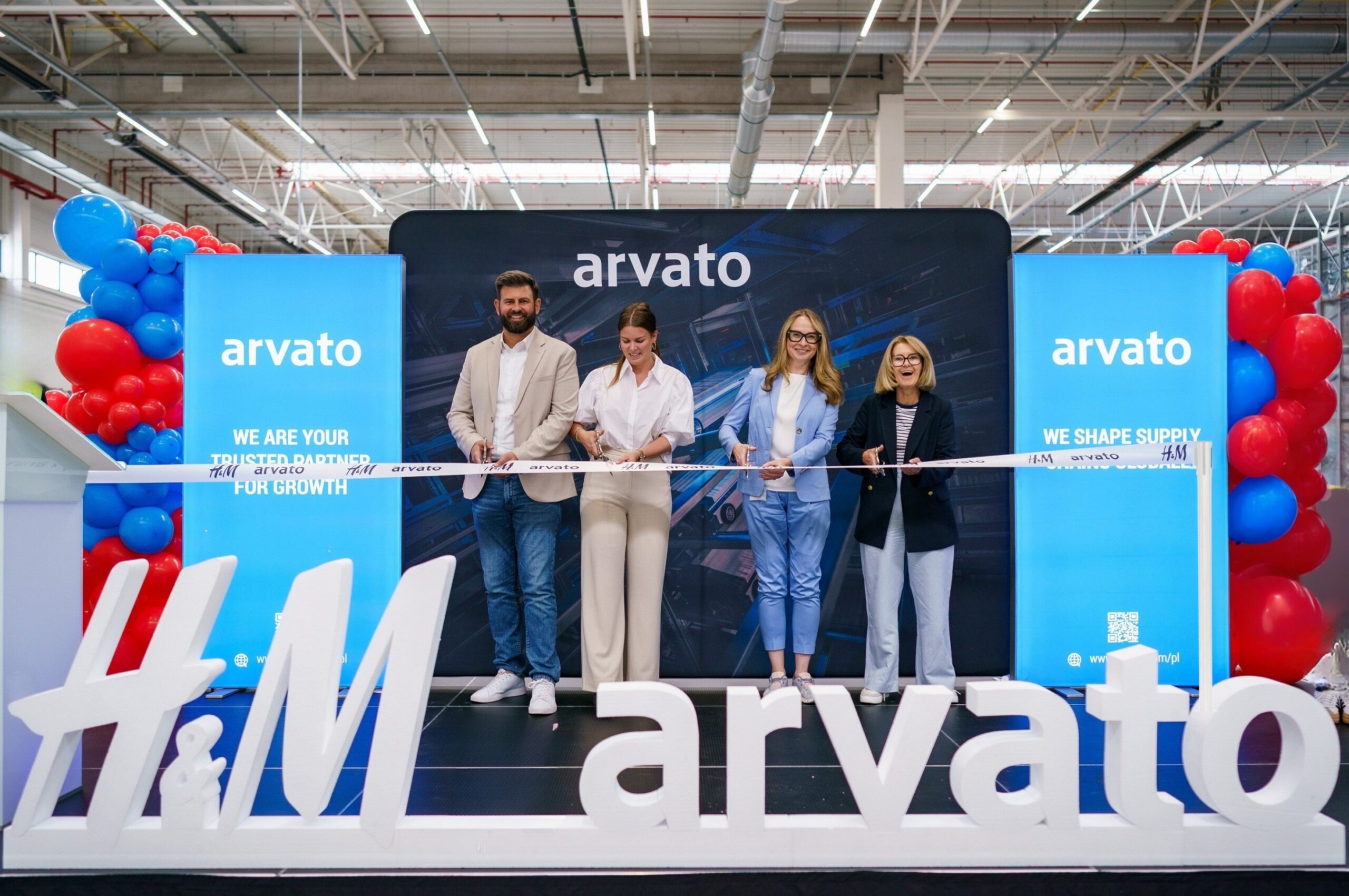 Arvato instala maior sistema shuttle da Europa Central para H&M na Polónia