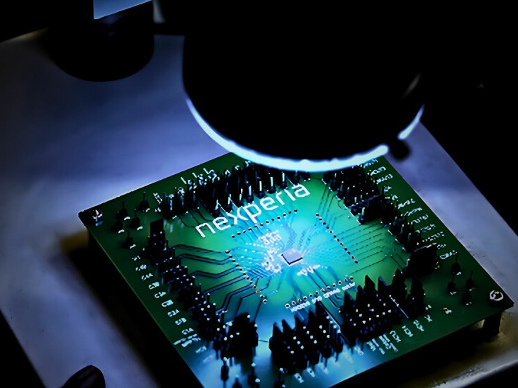 Escassez de chips ameaça indústria automóvel europeia