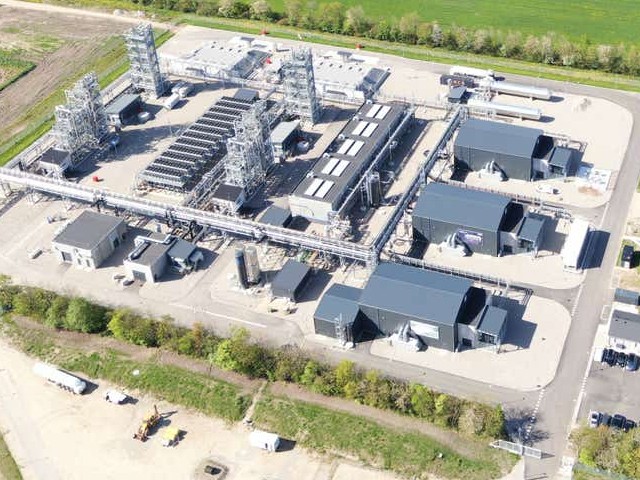 Tecnologia da Schneider Electric na primeira fábrica do mundo de e-metanol