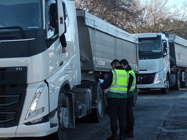 GNR fiscaliza transporte de mercadorias: 209 infrações