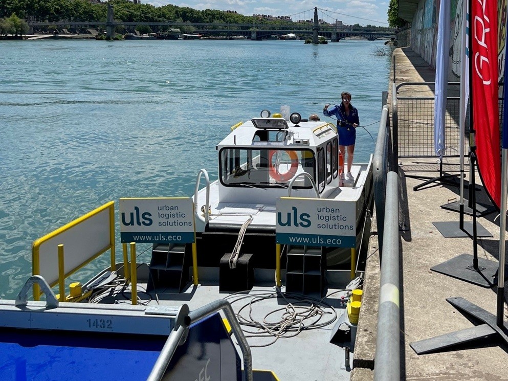 Transporte de mercadorias pelo rio: empresa francesa constrói barcos no Barreiro