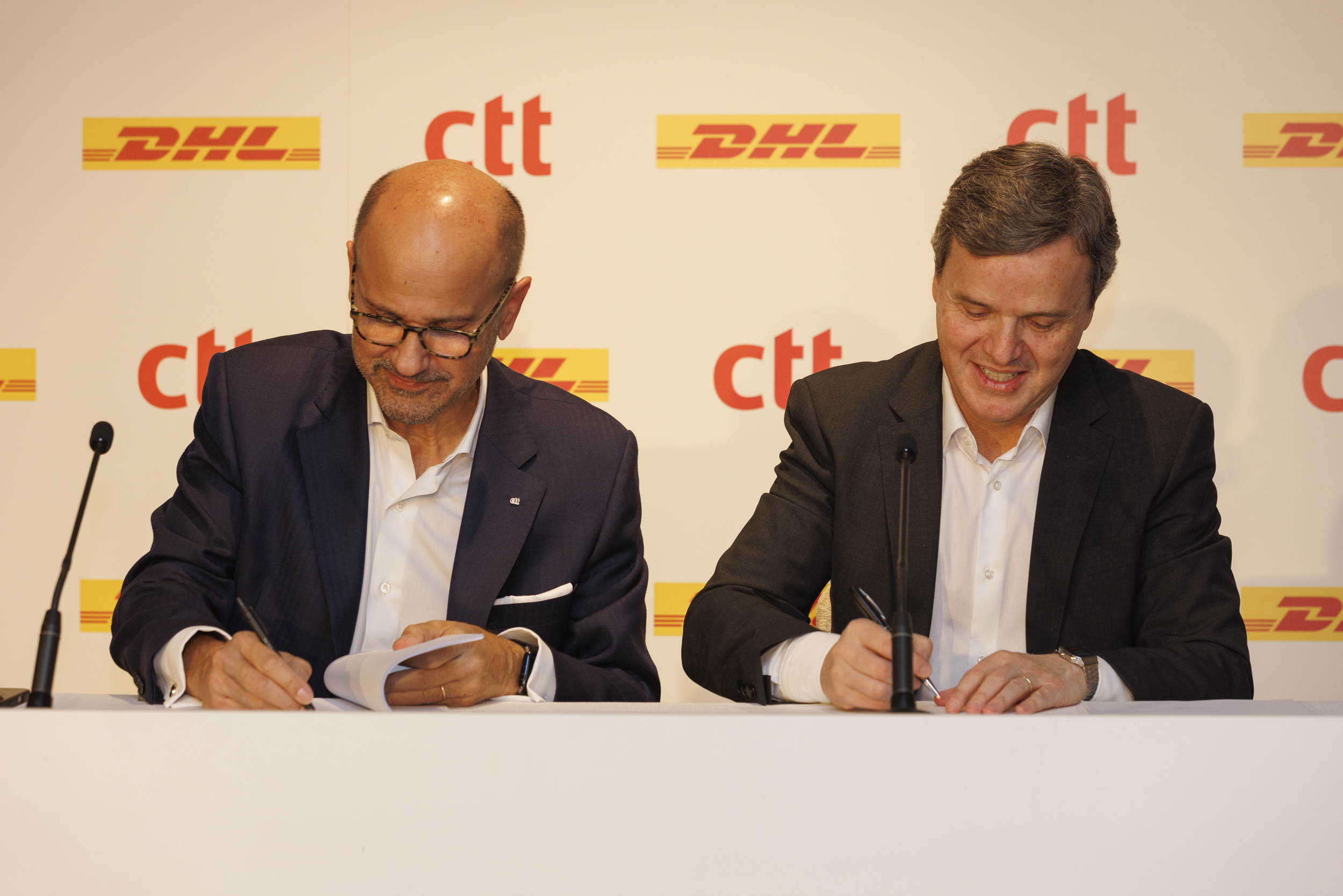 CTT e DHL recebem luz verde de Bruxelas para joint venture ibérica no e-commerce
