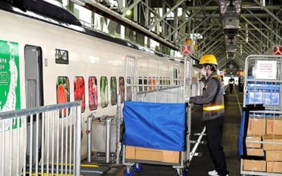 Japão estreia transporte de carga em “comboio-bala”