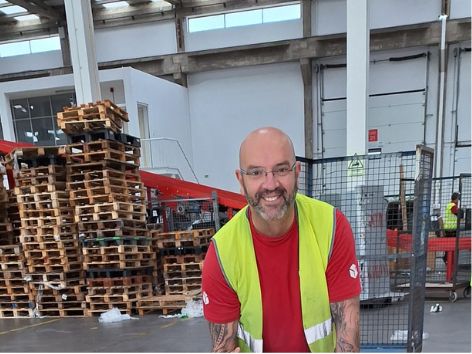 Vítor Loureiro, motorista da DPD: “Carrego o telemóvel e carrego os ténis”