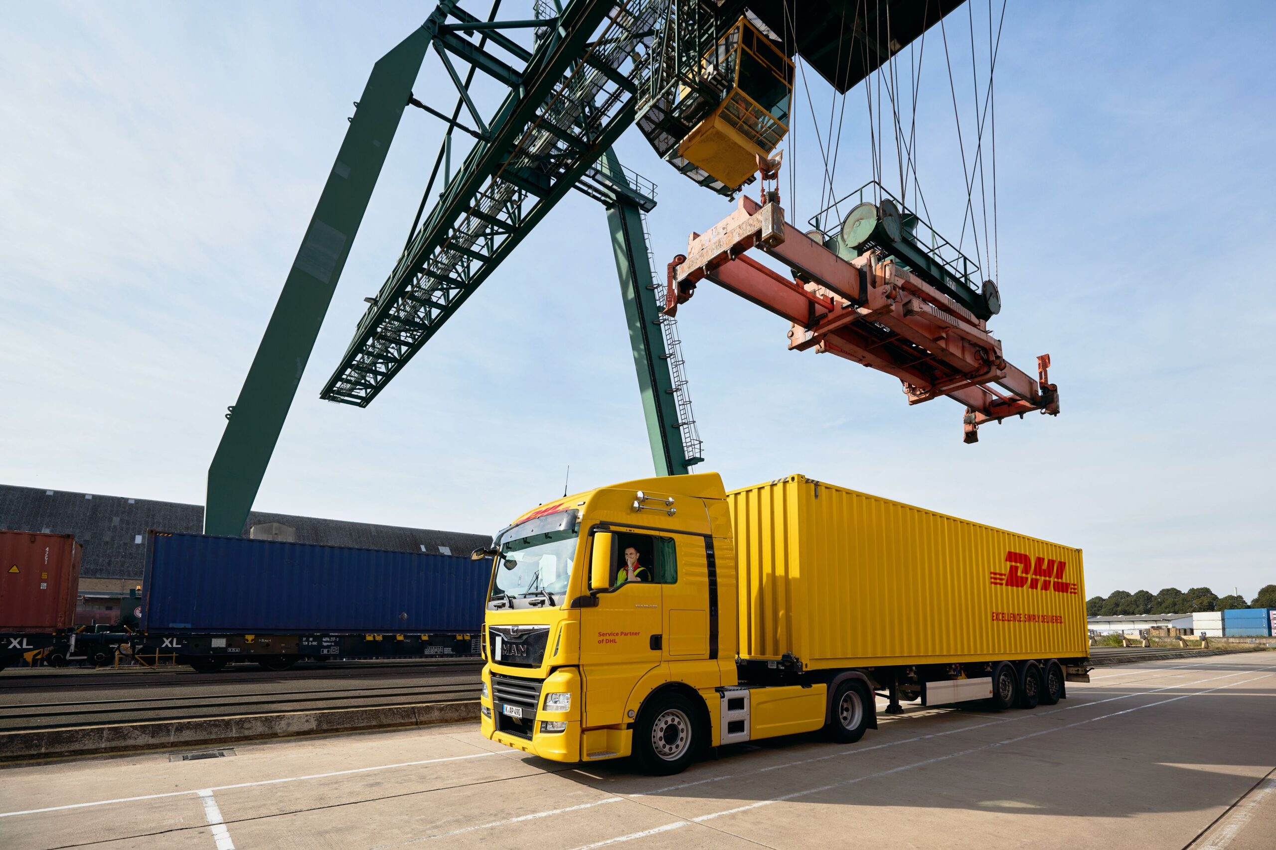 DHL põe Fórmula 1 na ferrovia pela primeira vez