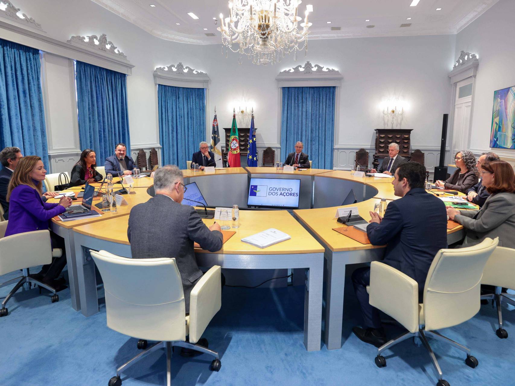Açores abrem concurso público para fretamento de navio