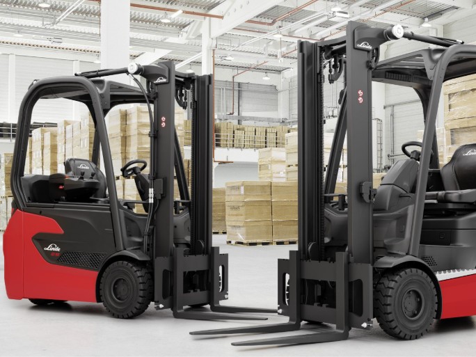 Linde lança nova série de empilhadores elétricos