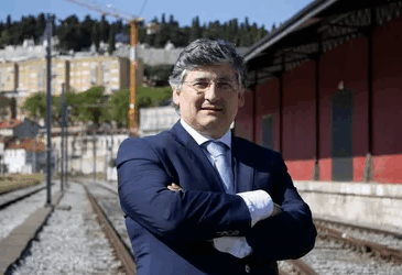 Ferrovia: Miguel Rebelo de Sousa no conselho de administração da ERFA